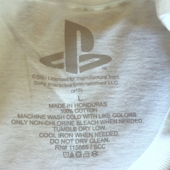Men’s PlayStation T-Shirt - Picture 3 of 4